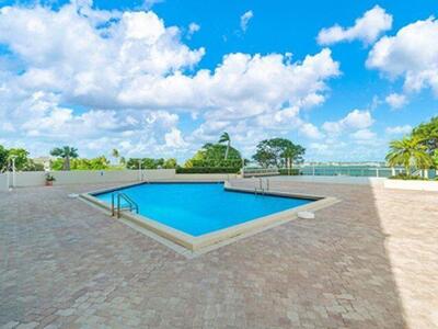 5600 N Flagler Drive, West Palm Beach, FL 33407