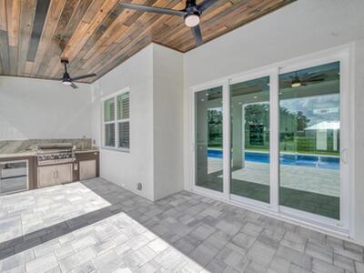 912 SW Bellevue Avenue, Port Saint Lucie, FL 34953