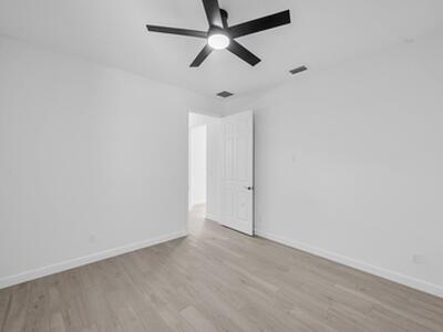 912 SW Bellevue Avenue, Port Saint Lucie, FL 34953