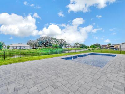 912 SW Bellevue Avenue, Port Saint Lucie, FL 34953