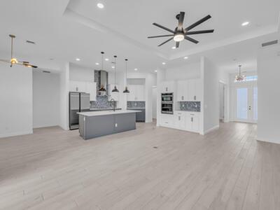 912 SW Bellevue Avenue, Port Saint Lucie, FL 34953