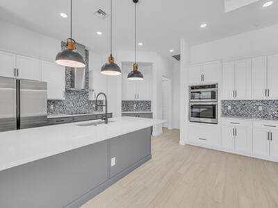 912 SW Bellevue Avenue, Port Saint Lucie, FL 34953