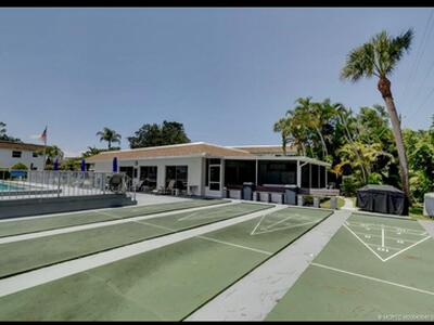 2950 SE Ocean Boulevard, Stuart, FL 34996