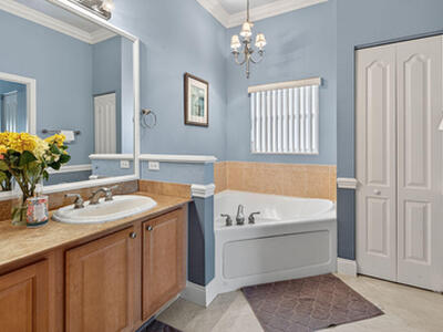 212 Berenger Walk, Royal Palm Beach, FL 33414