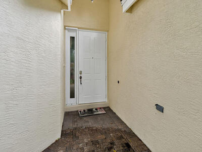 212 Berenger Walk, Royal Palm Beach, FL 33414