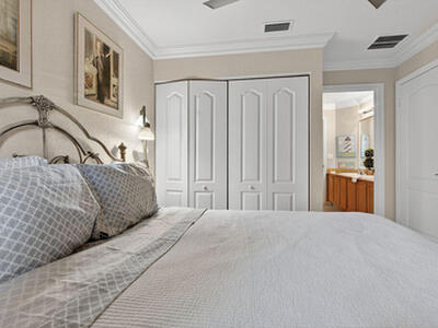 212 Berenger Walk, Royal Palm Beach, FL 33414