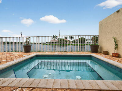 212 Berenger Walk, Royal Palm Beach, FL 33414