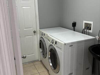 3718 SW Masilunas Street, Port Saint Lucie, FL 34953