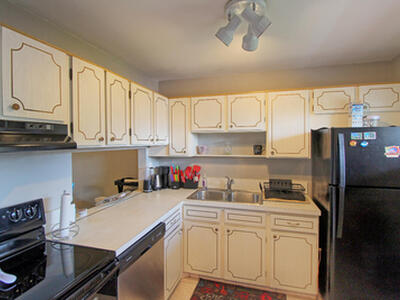 2721 N Garden Drive, Lake Worth, FL 33461