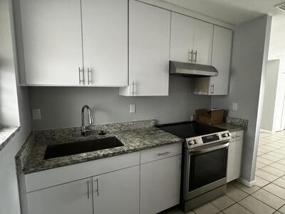 518 Avenue I, Riviera Beach, FL 33404