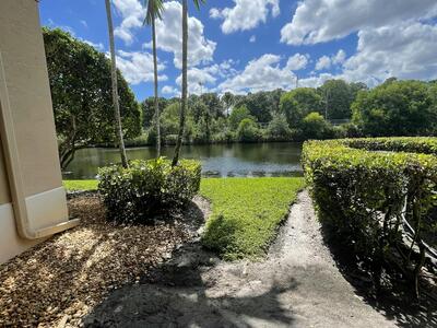 4573 S Artesa Way, Palm Beach Gardens, FL 33418