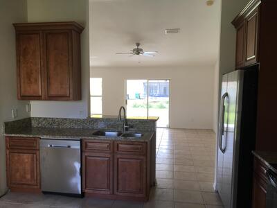 632 SW Granadeer Street, Port Saint Lucie, FL 34983