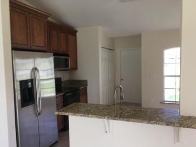 632 SW Granadeer Street, Port Saint Lucie, FL 34983