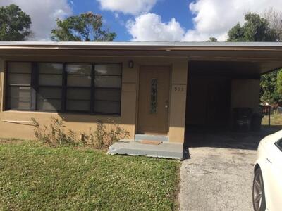 933 N Australian Avenue