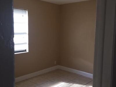 933 N Australian Avenue, West Palm Beach, FL 33401