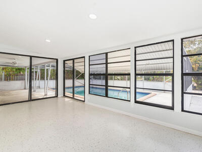 250 Arlington Road, West Palm Beach, FL 33405