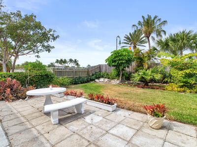 250 Arlington Road, West Palm Beach, FL 33405