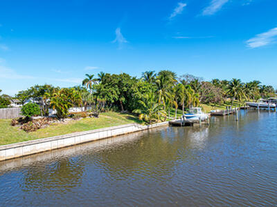 250 Arlington Road, West Palm Beach, FL 33405