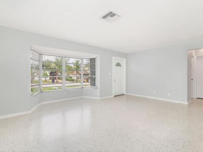 250 Arlington Road, West Palm Beach, FL 33405