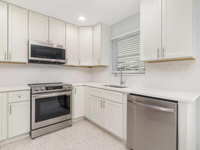 250 Arlington Road, West Palm Beach, FL 33405