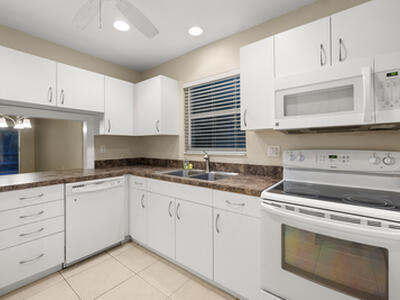 1900 S Kanner Highway, Stuart, FL 34994