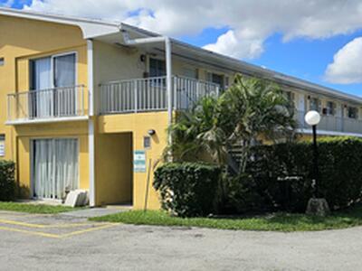 1501 Crescent Circle