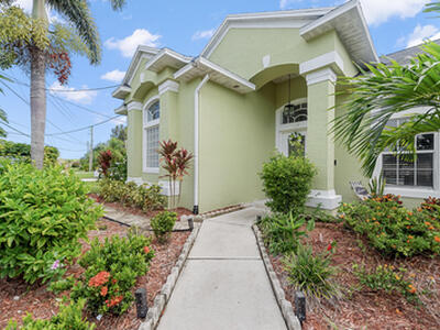 3183 SW Ann Arbor Road, Port Saint Lucie, FL 34953