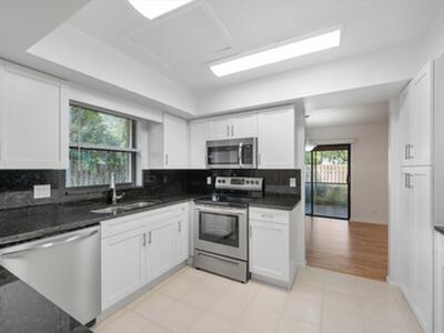 13511 Jonquil Place, Wellington, FL 33414