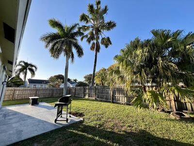 7787 Ridgewood Drive, Lake Worth, FL 33467