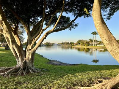 7787 Ridgewood Drive, Lake Worth, FL 33467