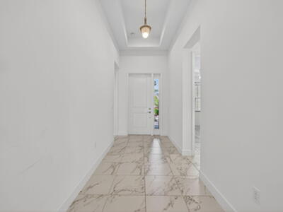 11650 SW Moon River Way, Port Saint Lucie, FL 34987