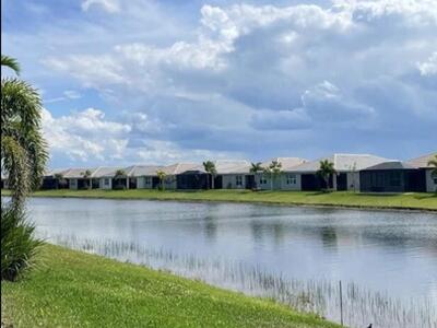 11650 SW Moon River Way, Port Saint Lucie, FL 34987