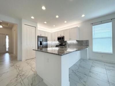 11650 SW Moon River Way, Port Saint Lucie, FL 34987