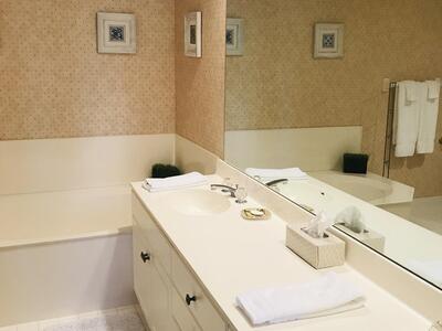 431 NE Plantation Road, Stuart, FL 34996