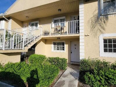 104 Palm Beach Trace Drive