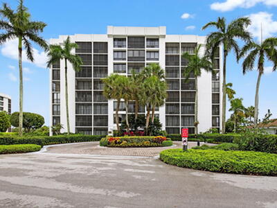 6815 Willow Wood Drive