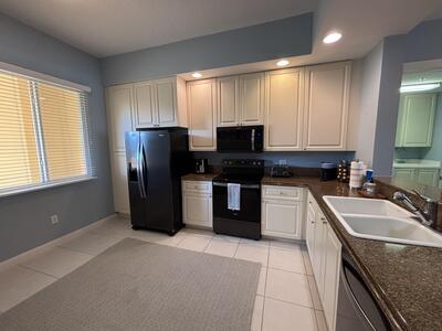 14 Harbour Isle Drive W, Fort Pierce, FL 34949