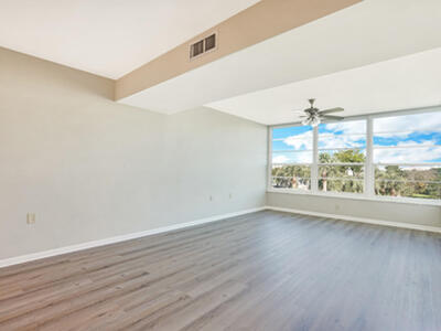 3636 Whitehall Drive, West Palm Beach, FL 33401