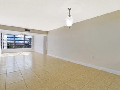 3636 Whitehall Drive, West Palm Beach, FL 33401