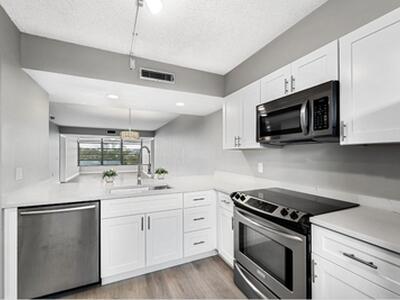 3636 Whitehall Drive, West Palm Beach, FL 33401