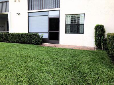 4570 Lucerne Lakes Boulevard, Lake Worth, FL 33467