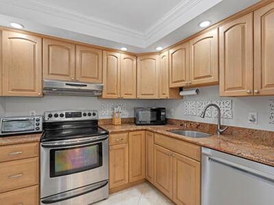 4505 S Ocean Boulevard, Highland Beach, FL 33487