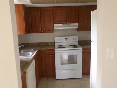 1554 SE Royal Green Circle, Port Saint Lucie, FL 34952