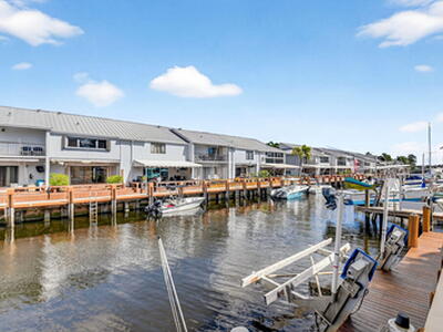 732 Rider Road, Boynton Beach, FL 33435