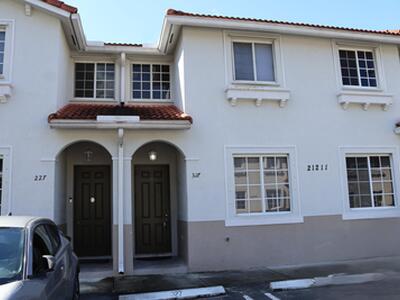 21211 NW 14th Place