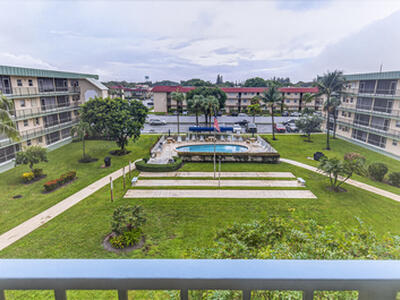 804 SE 7th Street, Deerfield Beach, FL 33441