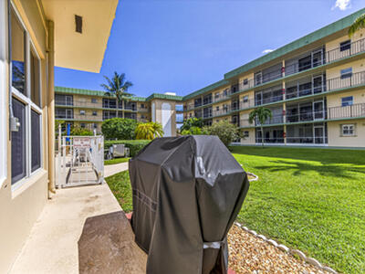 804 SE 7th Street, Deerfield Beach, FL 33441