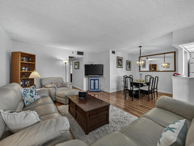 804 SE 7th Street, Deerfield Beach, FL 33441