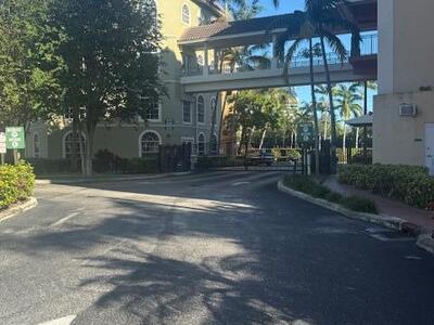 1650 Presidential Way, West Palm Beach, FL 33401