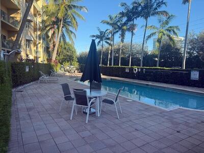 1650 Presidential Way, West Palm Beach, FL 33401